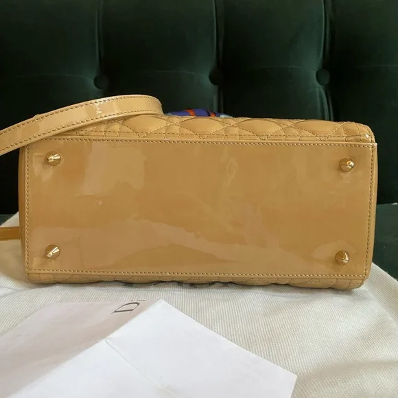 *SOLD* Lady Dior cannage quilted beige patent silver hardware Medium bag - Picture 7 of 16